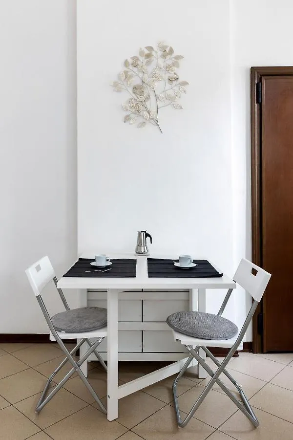 Апартаменты White Leaves Studio By Wonderful Italy Болонья Италия