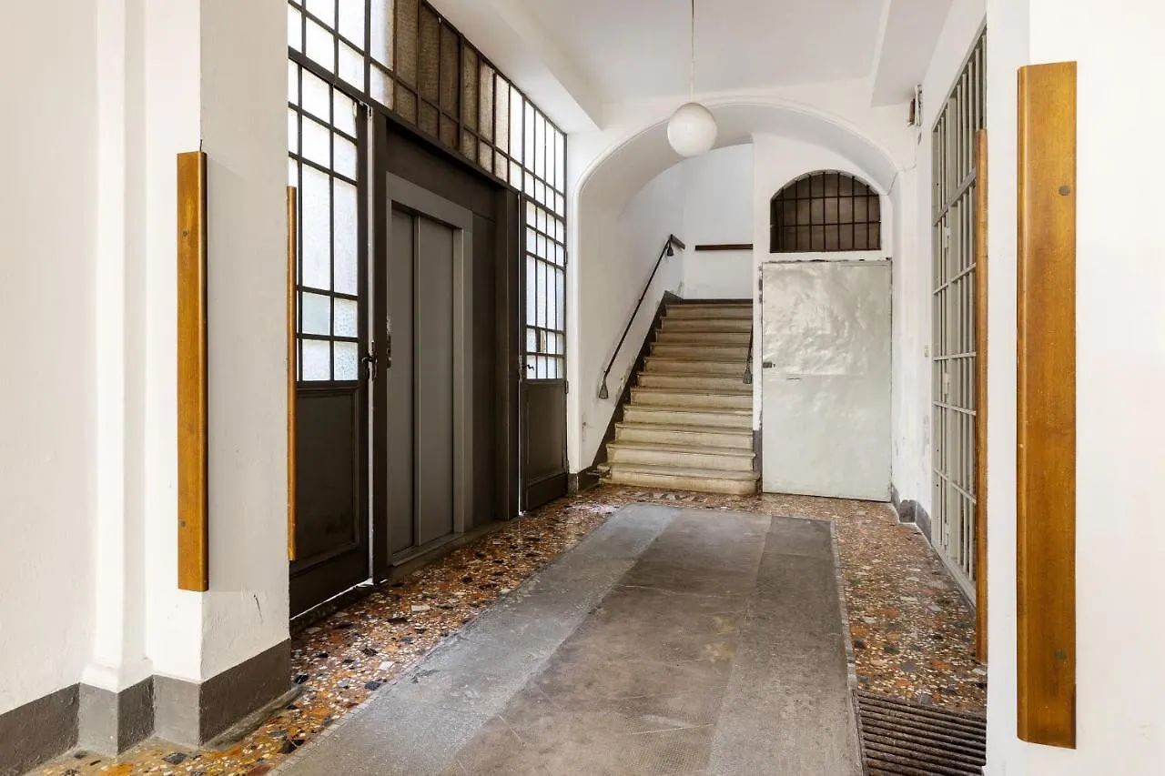 White Leaves Studio By Wonderful Italy Болонья Апартаменты